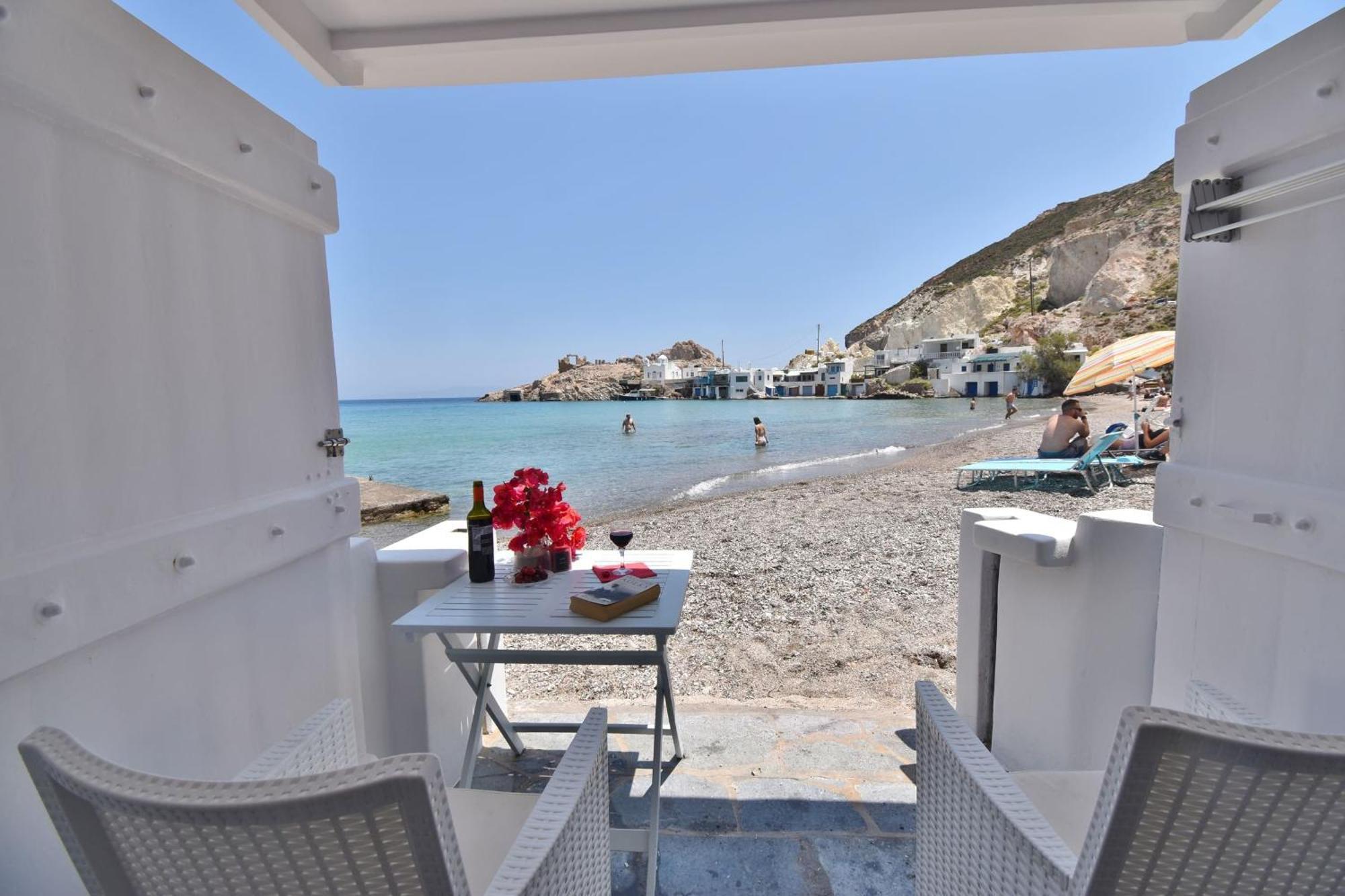 Firopotamos Blue Mare Apartments On The Beach חדר תמונה