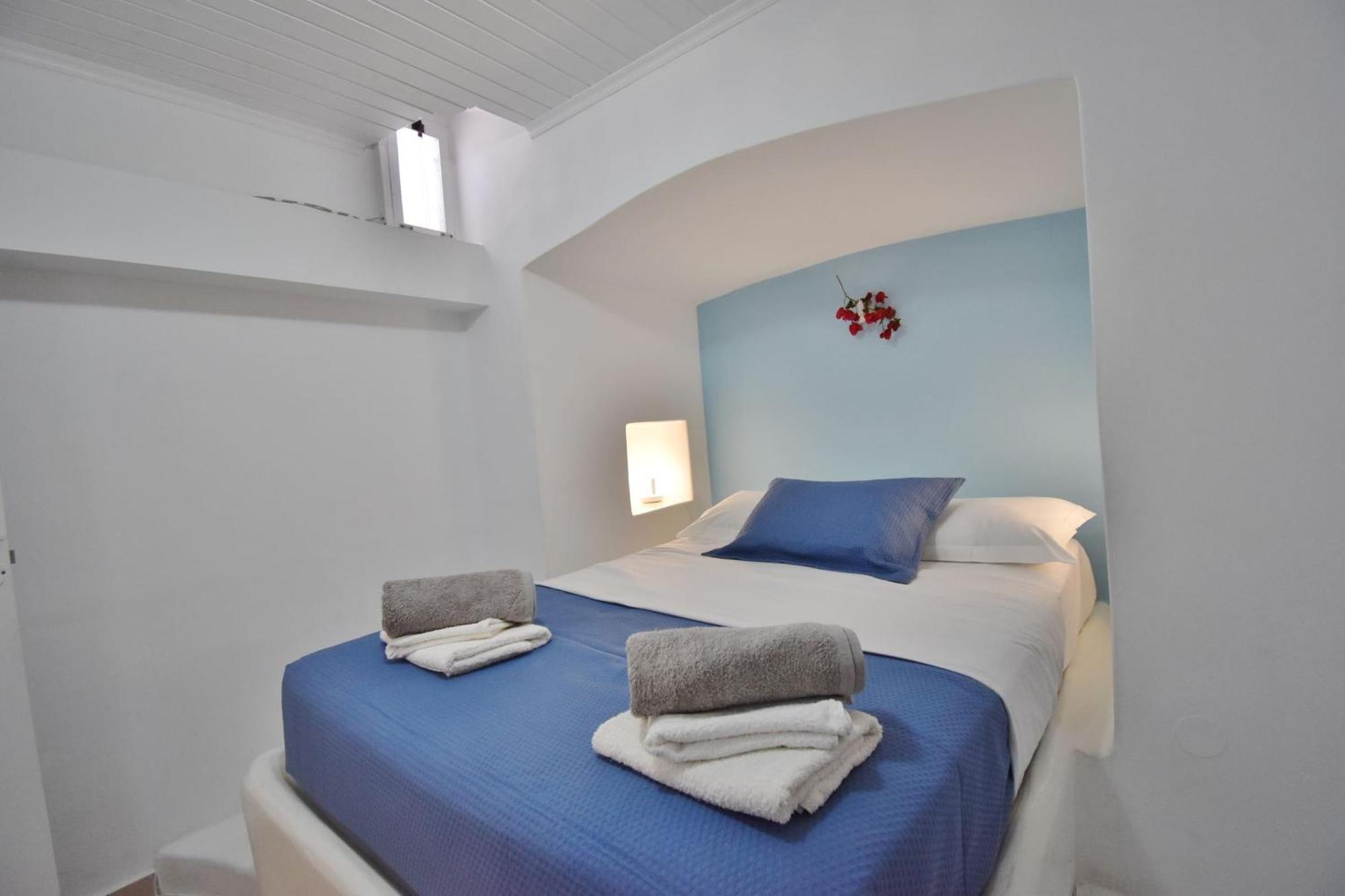 Firopotamos Blue Mare Apartments On The Beach חדר תמונה