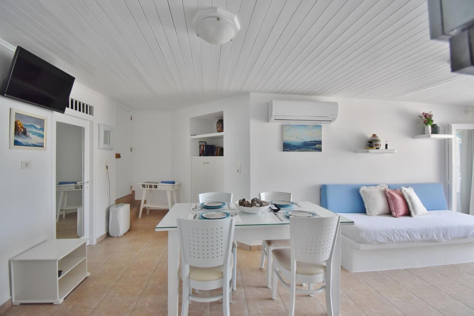 Firopotamos Blue Mare Apartments On The Beach חדר תמונה