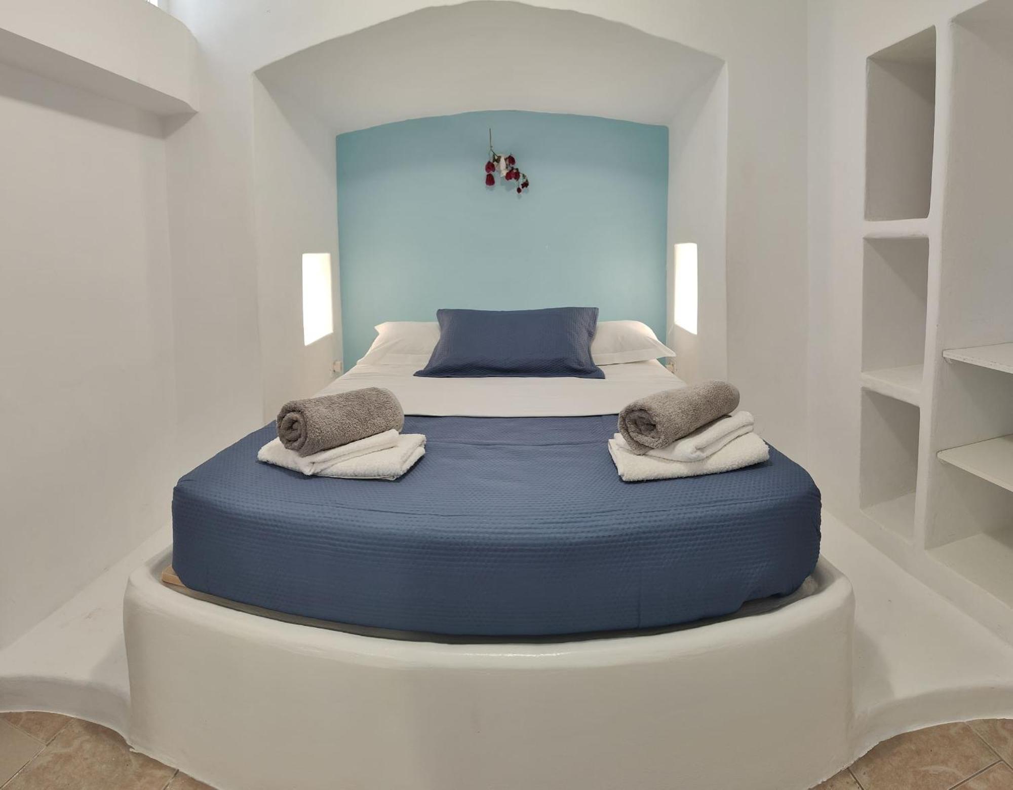 Firopotamos Blue Mare Apartments On The Beach חדר תמונה