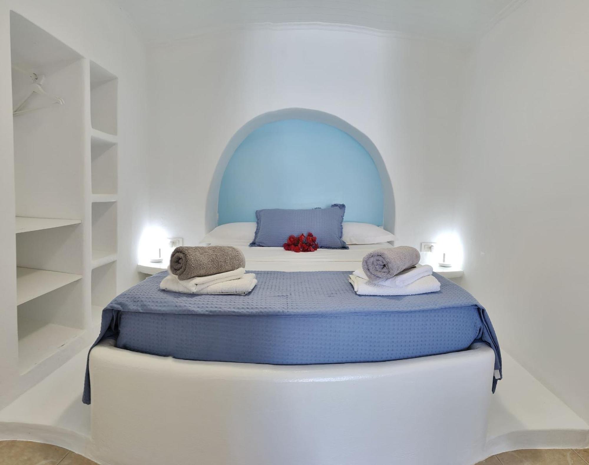 Firopotamos Blue Mare Apartments On The Beach חדר תמונה