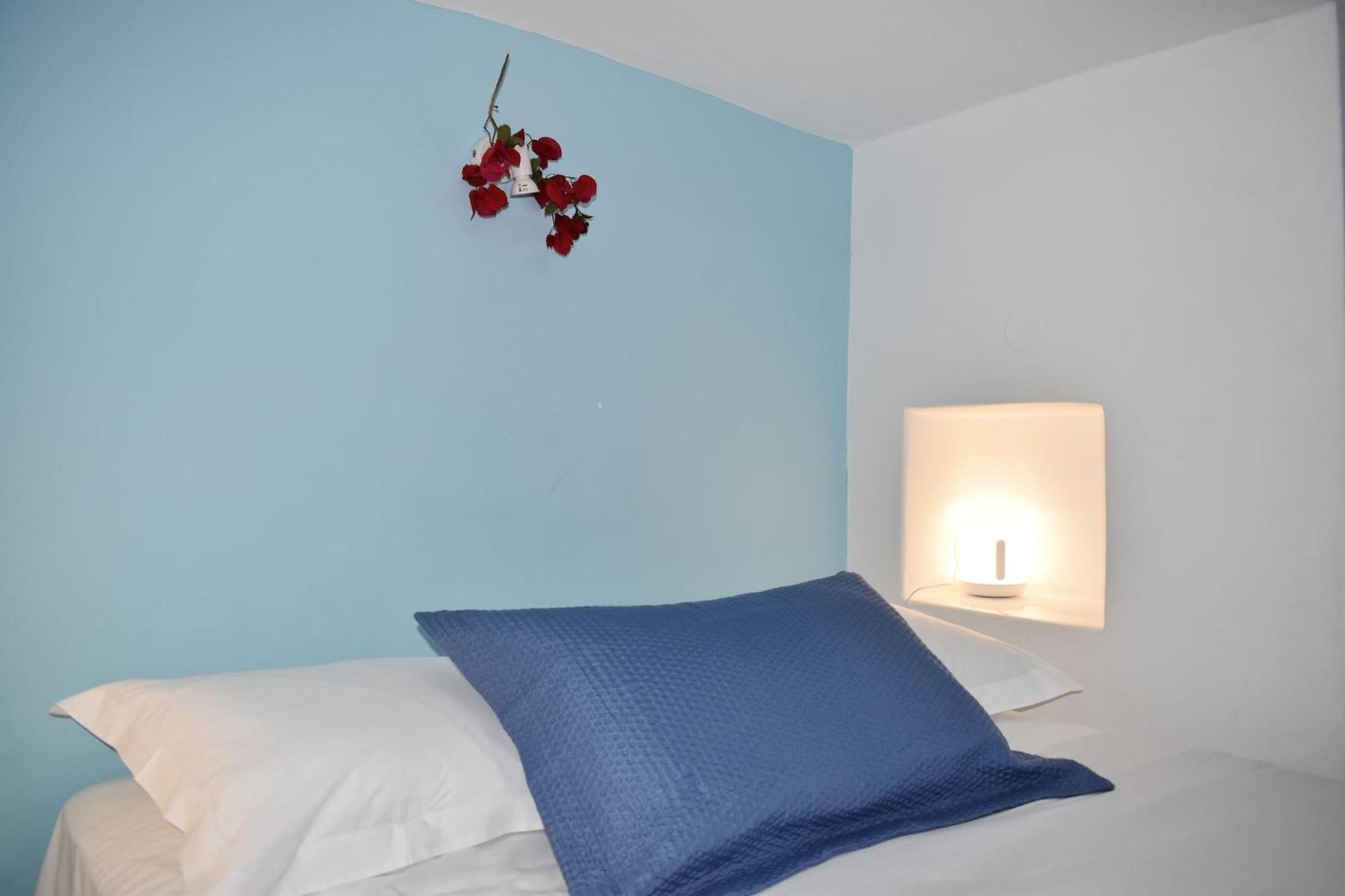 Firopotamos Blue Mare Apartments On The Beach חדר תמונה