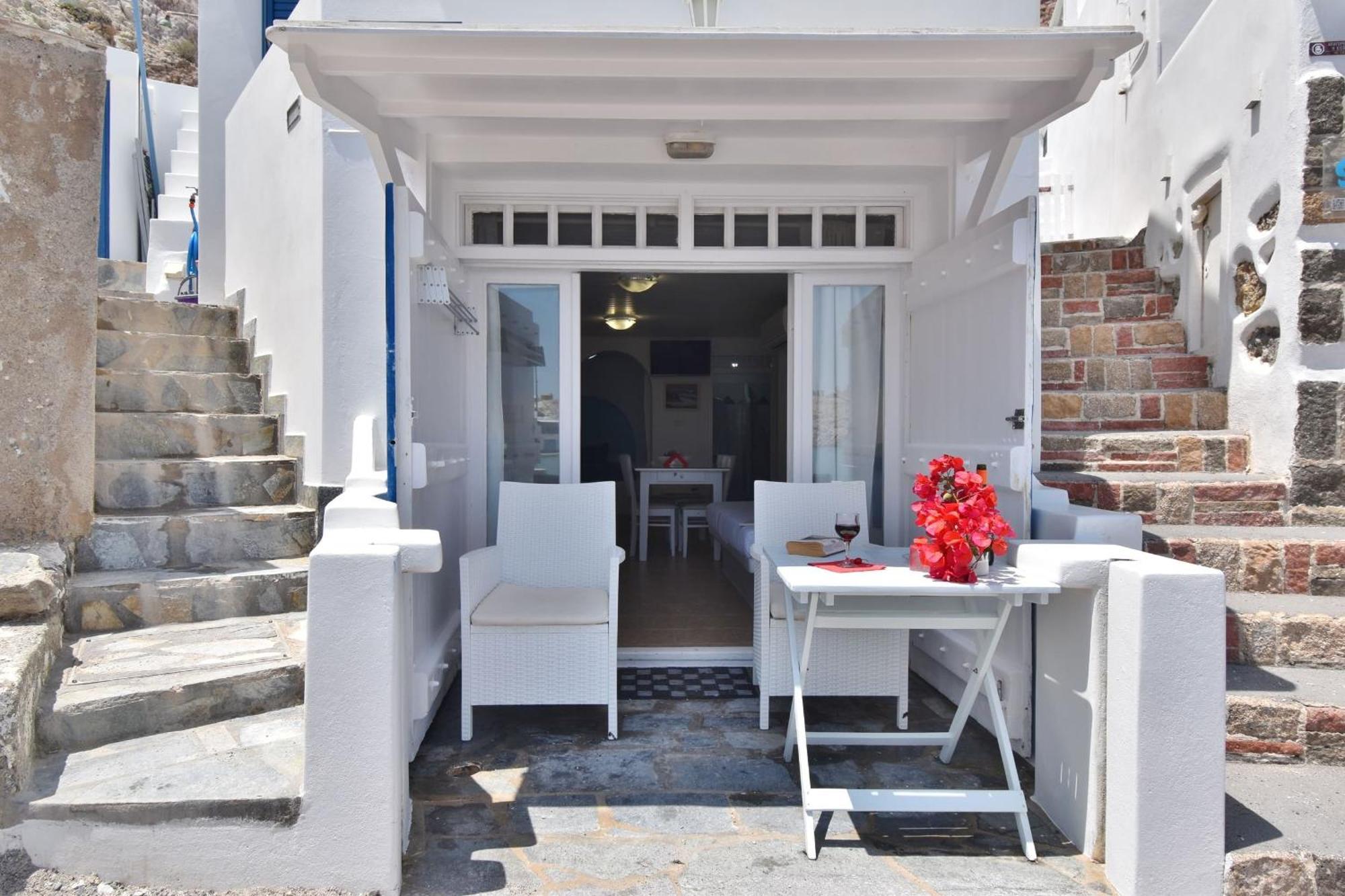 Firopotamos Blue Mare Apartments On The Beach חדר תמונה