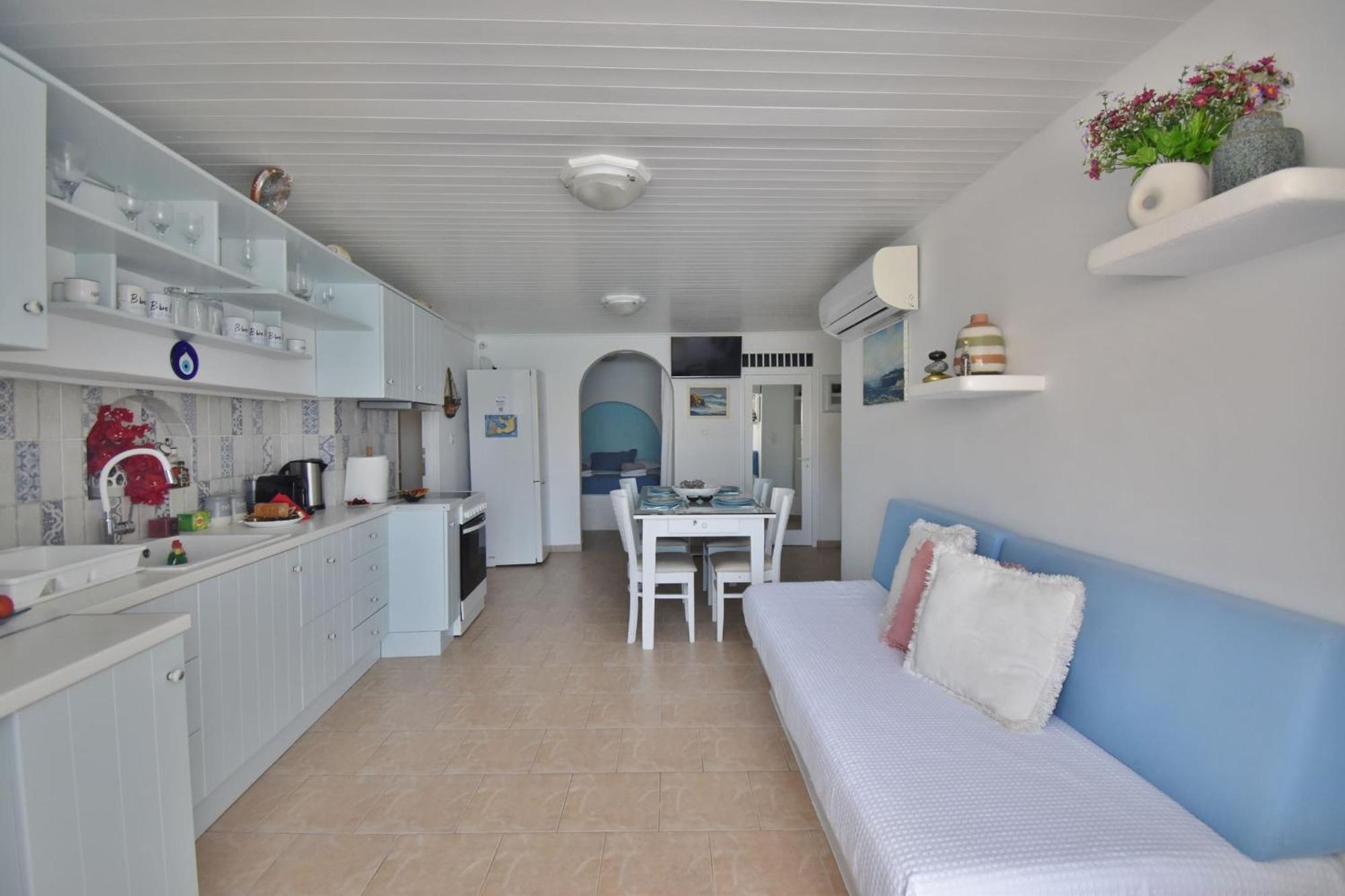 Firopotamos Blue Mare Apartments On The Beach חדר תמונה