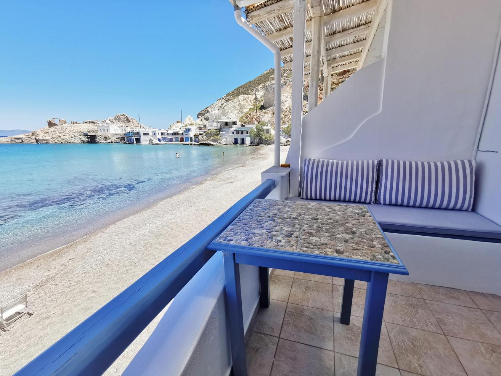 Firopotamos Blue Mare Apartments On The Beach חדר תמונה